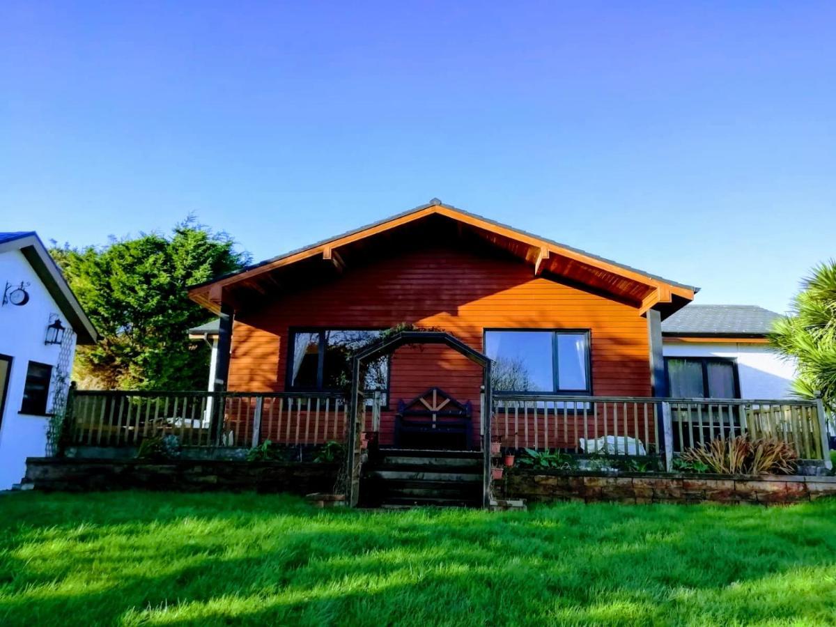 Hunters Lodge B&B トラモア エクステリア 写真