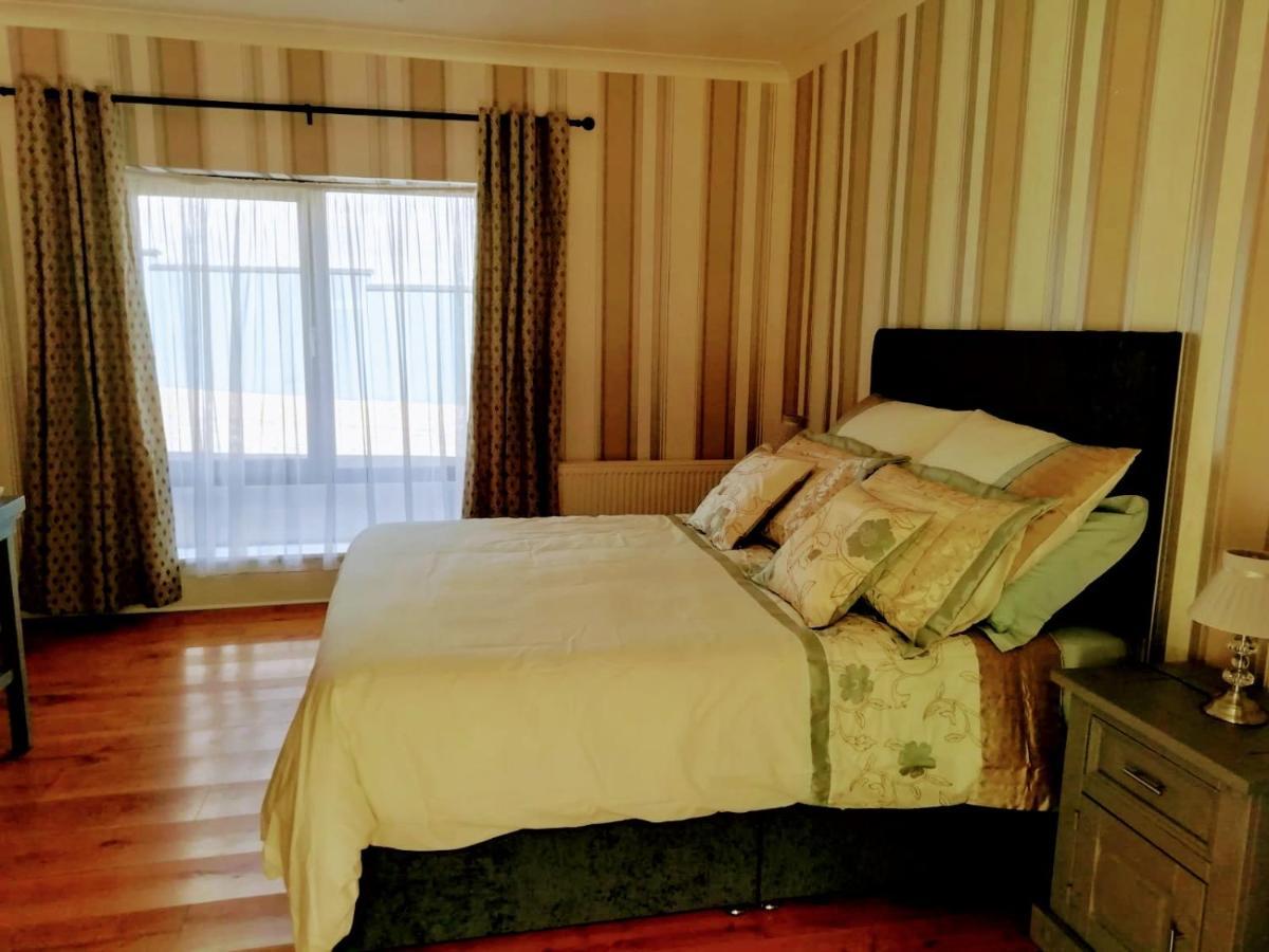 Hunters Lodge B&B トラモア エクステリア 写真